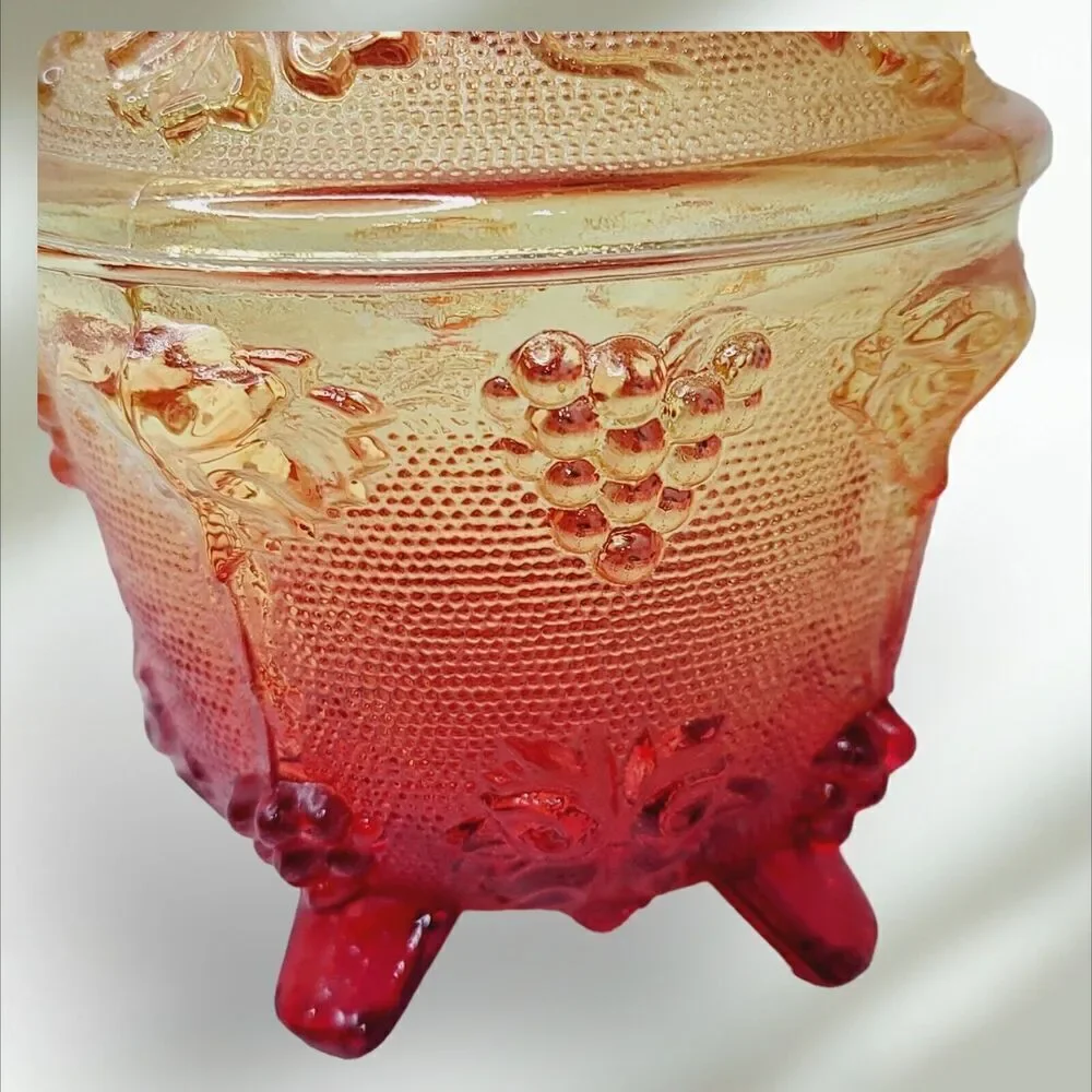VTG Jeannette Harvest Grapes‎ Amber Red Carnival Glass Footed Covered Candy Dish